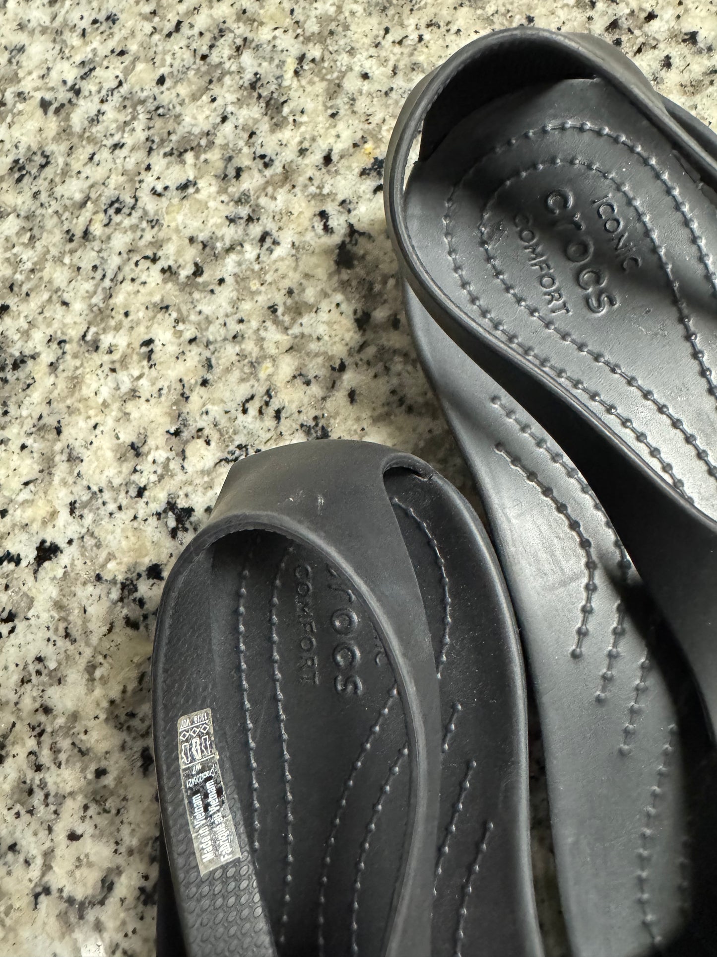 Sandals-Crocs Sandals (W-8)