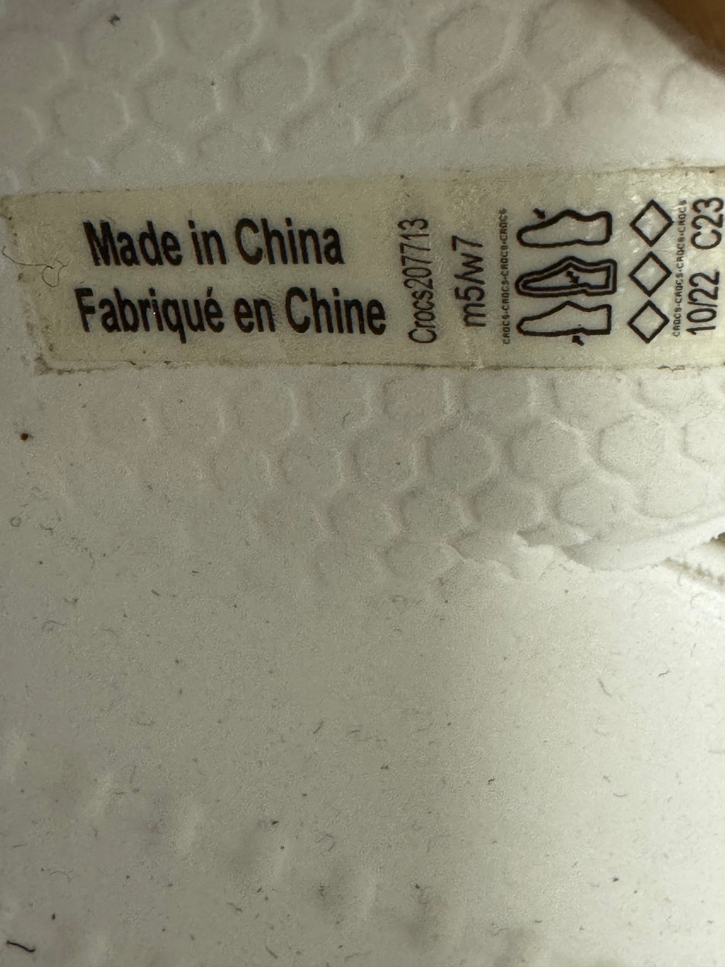Crocs White Flip Flop Sandals W7 M7 Unisex Iconic Crocs Comfort Casual Summer