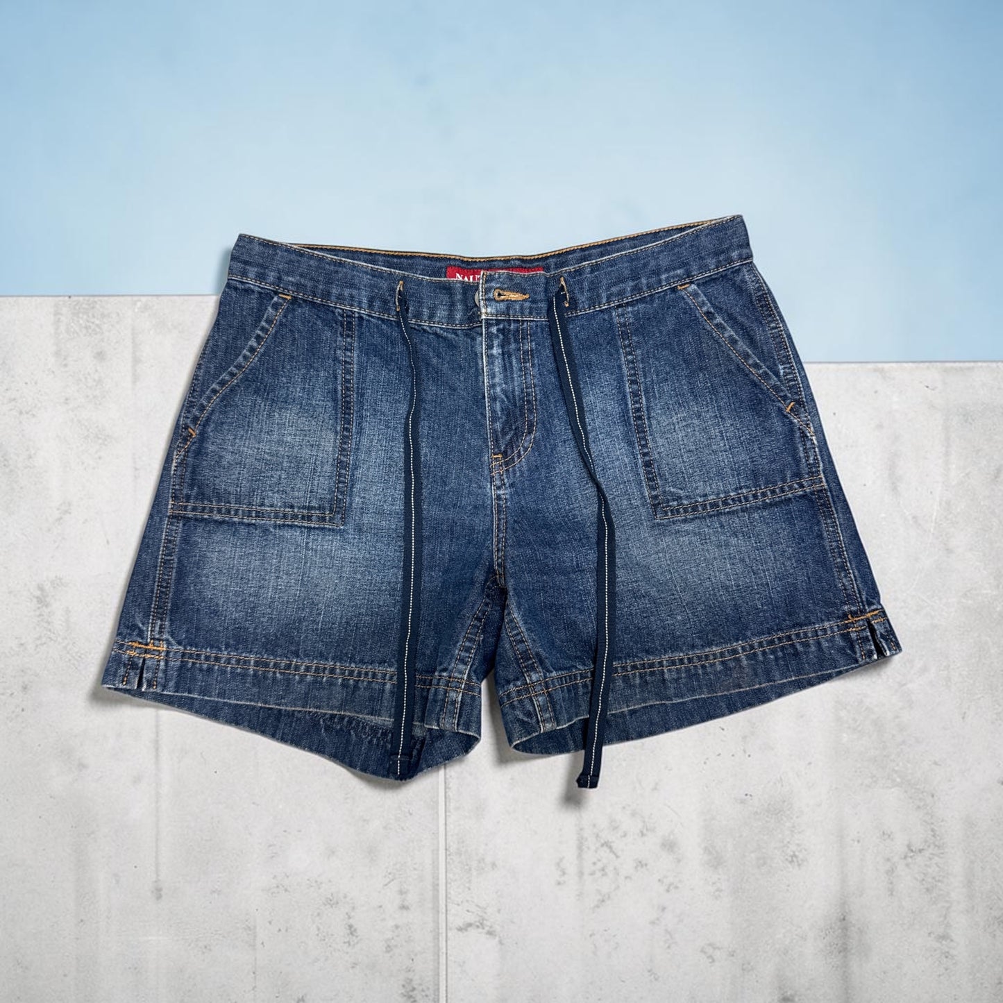 Nautica Women’s Denim Drawstring Shorts Size 4 Blue Patch Pocket Casual Y2K Fun
