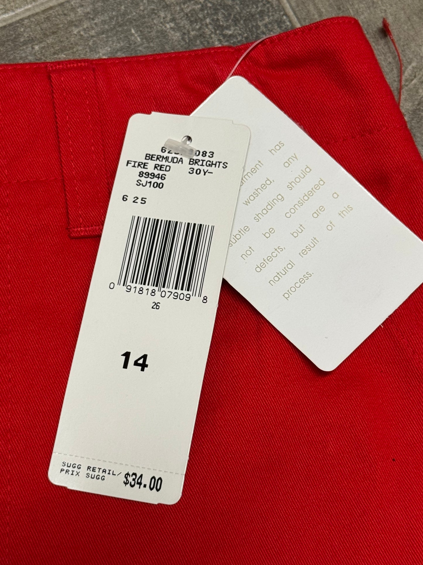 Women’s Red Utility Bermuda Shorts Size 14 NWT Cotton Casual Summer Pockets Y2K